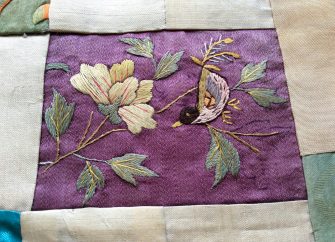 絹袷チョガッポ 小鳥刺繍部分 19世紀末~20世紀